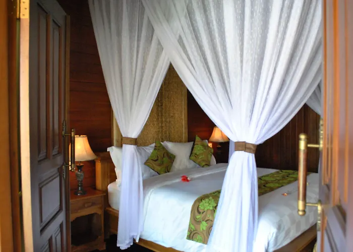 Resort Kinaara & Bali