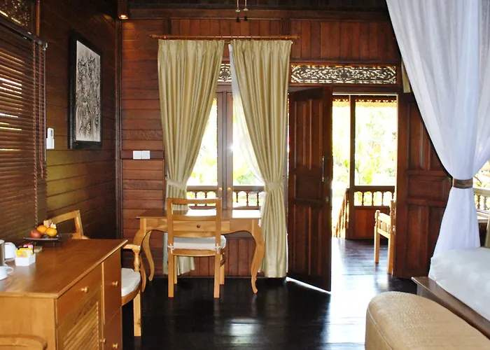 Resort Kinaara & Bali