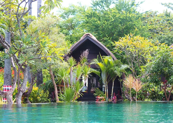Resort Kinaara & Bali 4*