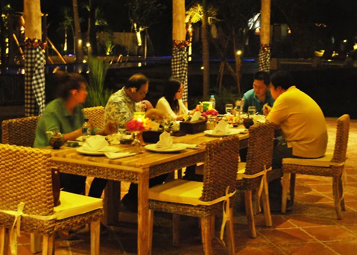Kinaara & Bali Resort 4*